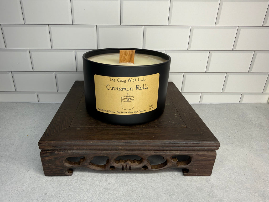 Cinnamon Rolls Candle